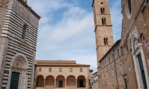 trekking urbano a piedi piazza san giovanni